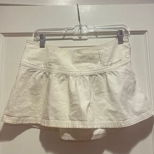 Preppy Abercrombie & Fitch Cream Mini Skirt